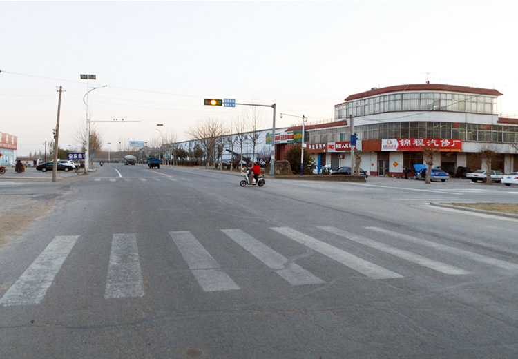 兖州兴隆庄道路